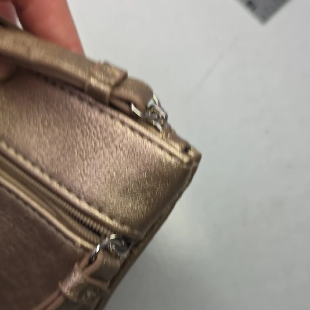 Kenneth Cole Reaction Metallic Wristlet - Picture 6 of 9